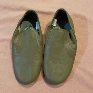 Size 2 girls tap shoes
